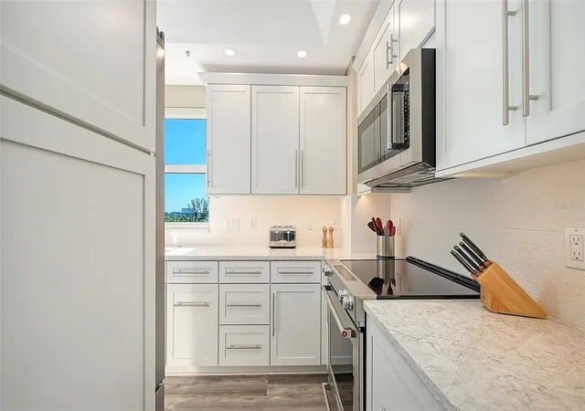Photo 4 of Condo for sale at 3070 Grand Bay Blvd #645, Longboat Key, FL 34228 | MLS# A4711066 | Listing updated on 2026-10-28