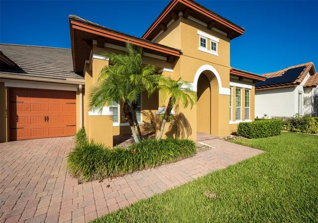 Photo 2 of Single family home for sale at 7230 Sangalla Dr, Windermere, FL 34786 | MLS# O6453225 | Listing updated on 2026-10-30
