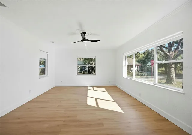 Photo 4 of Single family home for sale at 2812 N Munro St, Tampa, FL 33602 | MLS# TB8562123 | Listing updated on 2026-10-31