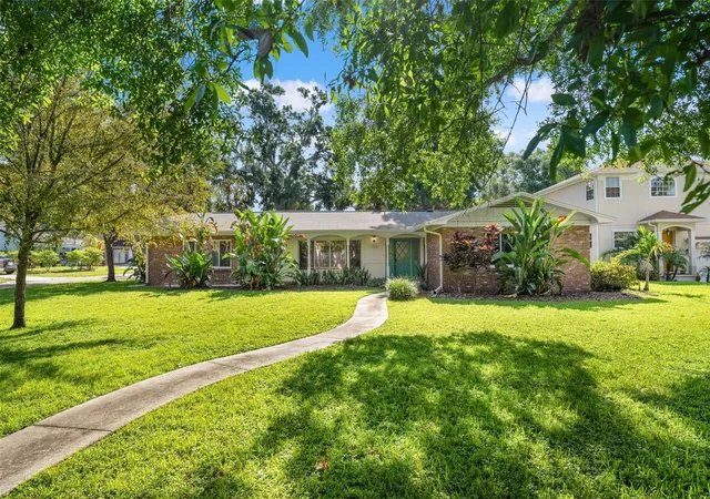 Single family home for sale at 2725 N Myrtle Ave, TAMPA, FL 33602 | MLS# TB8562128