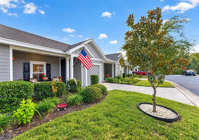 Photo 2 of Townhouse for sale at 12971 NW 11th Place, Newberry, FL 32669 | MLS# GC544481 | Listing updated on 2026-10-29