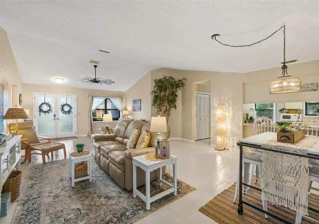 Photo 3 of Single family home for sale at 49 Wellshire Ln, Palm Coast, FL 32164 | MLS# V4952025 | Listing updated on 2026-10-30