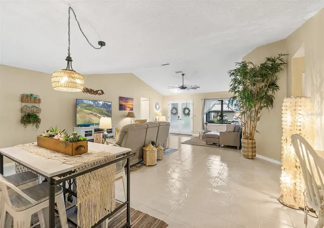 Photo 4 of Single family home for sale at 49 Wellshire Ln, Palm Coast, FL 32164 | MLS# V4952025 | Listing updated on 2026-10-30
