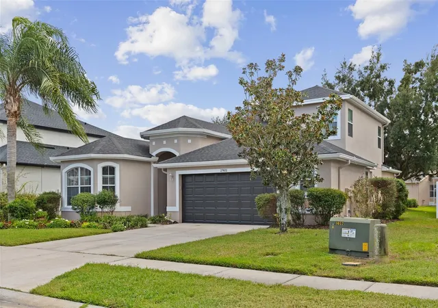 Photo 2 of Single family home for sale at 27426 Silver Thatch Dr, Wesley Chapel, FL 33544 | MLS# TB8562133 | Listing updated on 2026-10-29
