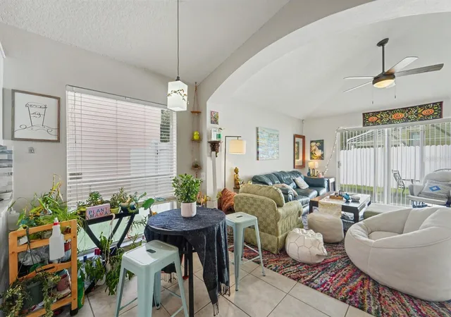 Photo 3 of Single family home for sale at 10913 Buckwater Ct, Orlando, FL 32817 | MLS# O6453228 | Listing updated on 2026-10-28