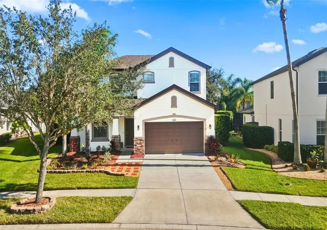 Photo 2 of Single family home for sale at 32033 Garden Alcove Loop, Wesley Chapel, FL 33545 | MLS# TB8562134 | Listing updated on 2026-10-30