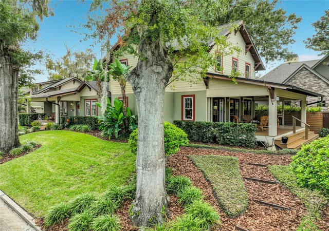 Photo 1 of Single family home for sale at 1228 Edwards Ln, Orlando, FL 32804 | MLS# O6453249 | Listing updated on 2026-10-29