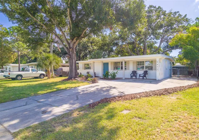 Photo 1 of Single family home for sale at 9477 Park Lake Dr N, Pinellas Park, FL 33782 | MLS# TB8562162 | Listing updated on 2026-10-29