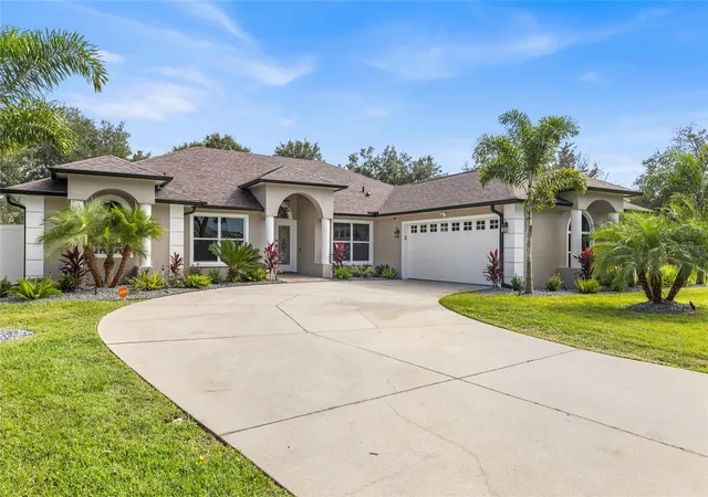 Photo 3 of Single family home for sale at 987 Princeton Dr, Clermont, FL 34711 | MLS# O6453261 | Listing updated on 2026-10-29