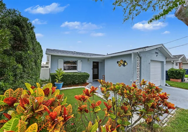Single family home for sale at 5106 Blue Heron Dr, NEW PORT RICHEY, FL 34652 | MLS# W7890688