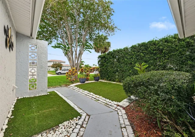 Photo 4 of Single family home for sale at 5106 Blue Heron Dr, New Port Richey, FL 34652 | MLS# W7890688 | Listing updated on 2026-10-29