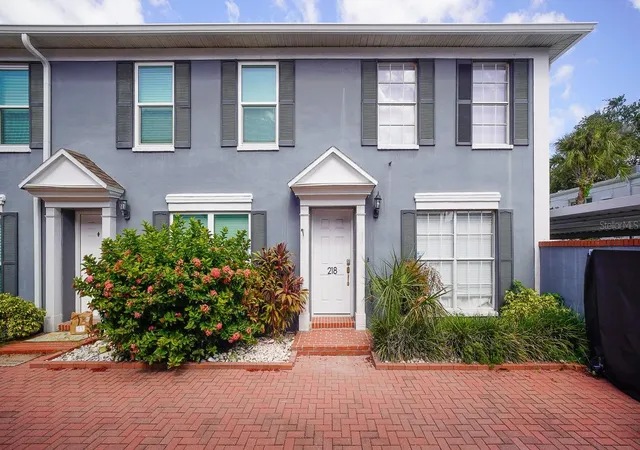 Photo 1 of Condo for sale at 218 S Tampania Ave, Tampa, FL 33609 | MLS# TB8562168 | Listing updated on 2026-10-29