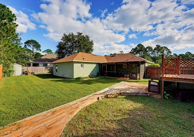 Photo 4 of Single family home for sale at 34 Seathorn Path, Palm Coast, FL 32164 | MLS# NS1089594 | Listing updated on 2026-10-28