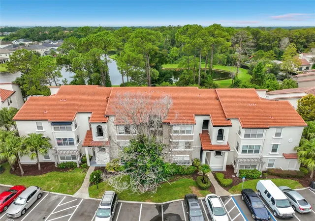 Photo 2 of Condo for sale at 5164 Conroy Rd #16, Orlando, FL 32811 | MLS# L4966097 | Listing updated on 2026-10-28