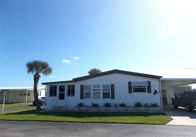 Manufactured home for sale at 525 Sandpiper Dr, VENICE, FL 34285 | MLS# N6146368