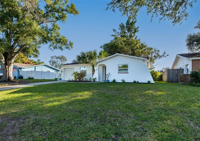 Photo 2 of Single family home for sale at 838 Karen St, Palm Harbor, FL 34684 | MLS# TB8562193 | Listing updated on 2026-10-30