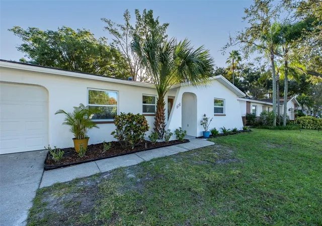 Photo 4 of Single family home for sale at 838 Karen St, Palm Harbor, FL 34684 | MLS# TB8562193 | Listing updated on 2026-10-30