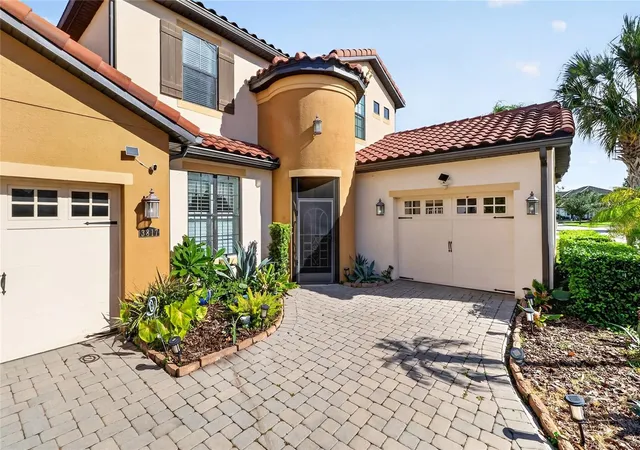 Photo 1 of Single family home for sale at 3817 Shoreside Dr, Kissimmee, FL 34746 | MLS# O6453297 | Listing updated on 2026-10-29