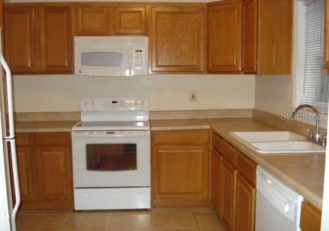 Photo 2 of Single family home for sale at 3811 W Tacon St, Tampa, FL 33629 | MLS# TB8562208 | Listing updated on 2026-10-28