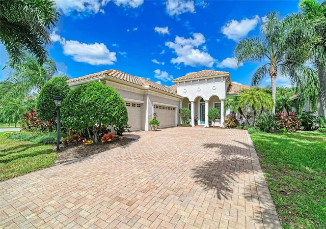 Photo 1 of Single family home for sale at 12705 Stone Ridge Pl, Lakewood Ranch, FL 34202 | MLS# A4711101 | Listing updated on 2026-10-29