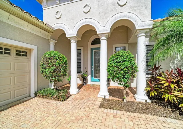 Photo 3 of Single family home for sale at 12705 Stone Ridge Pl, Lakewood Ranch, FL 34202 | MLS# A4711101 | Listing updated on 2026-10-29