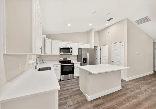 Photo 3 of Single family home for sale at 213 Locust Ln, Ocala, FL 34472 | MLS# OM734821 | Listing updated on 2026-10-30