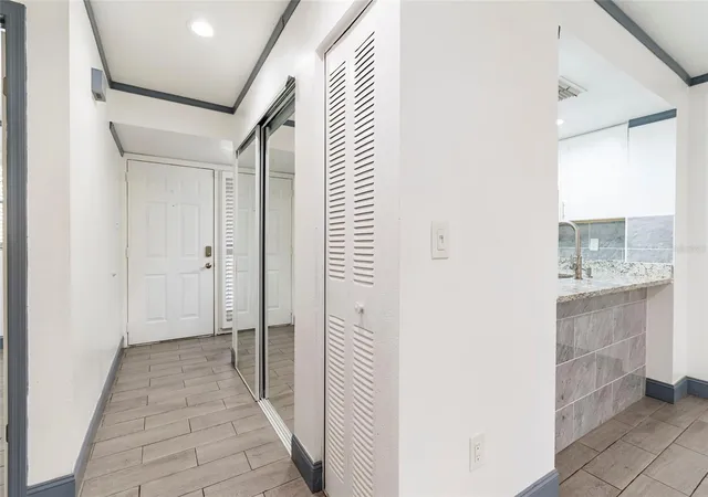 Listing Photo 1 - Condo for sale in building located at 2275 62nd Ave N, ST PETERSBURG, FL 33702 - Unit #5202