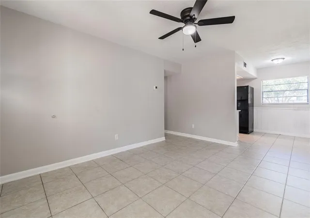 Photo 2 of Single family home for sale at 2707 Dixie Rd, Lakeland, FL 33801 | MLS# L4966102 | Listing updated on 2026-10-29
