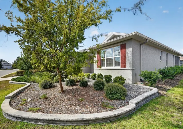 Photo 2 of Single family home for sale at 8820 SW 104th Circle, Ocala, FL 34481 | MLS# OM734827 | Listing updated on 2026-10-30