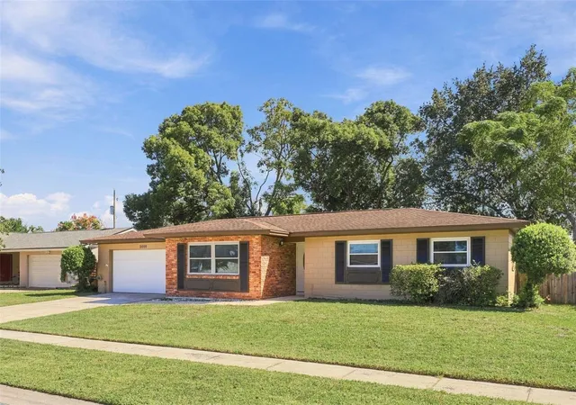 Photo 1 of Single family home for sale at 2038 Ponderosa Ave, Winter Park, FL 32792 | MLS# O6453339 | Listing updated on 2026-10-30