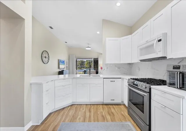 Photo 4 of Single family home for sale at 7130 Kensington Ct, University Park, FL 34201 | MLS# TB8562279 | Listing updated on 2026-10-29