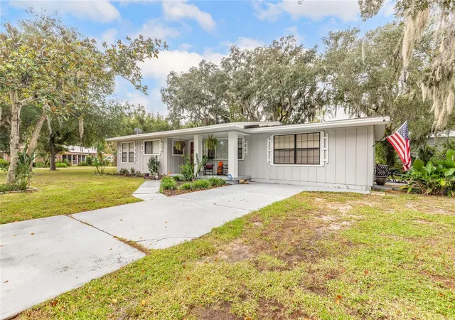 Photo 1 of Single family home for sale at 5221 Bretts St, Port Orange, FL 32127 | MLS# V4952031 | Listing updated on 2026-10-29