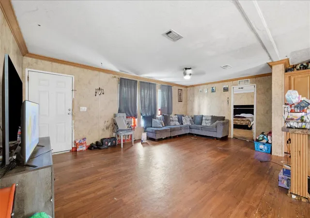 Photo 1 of Manufactured home for sale at 39522 River Rd, Dade City, FL 33525 | MLS# W7890699 | Listing updated on 2026-10-29