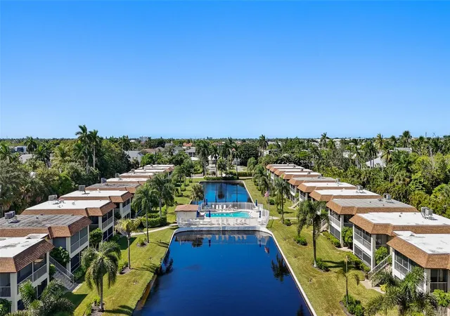 Photo 3 of Condo for sale at 1155 Sandpiper St #C4, Naples, FL 34102 | MLS# C7532624 | Listing updated on 2026-10-29