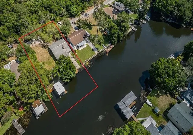 Photo 1 of Single family home for sale at 1154 Lagoon Rd, Tarpon Springs, FL 34689 | MLS# O6453362 | Listing updated on 2026-10-29