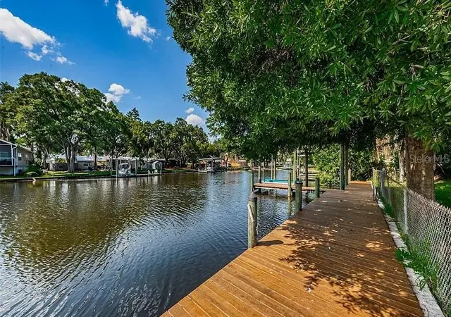 Photo 3 of Single family home for sale at 1154 Lagoon Rd, Tarpon Springs, FL 34689 | MLS# O6453362 | Listing updated on 2026-10-29