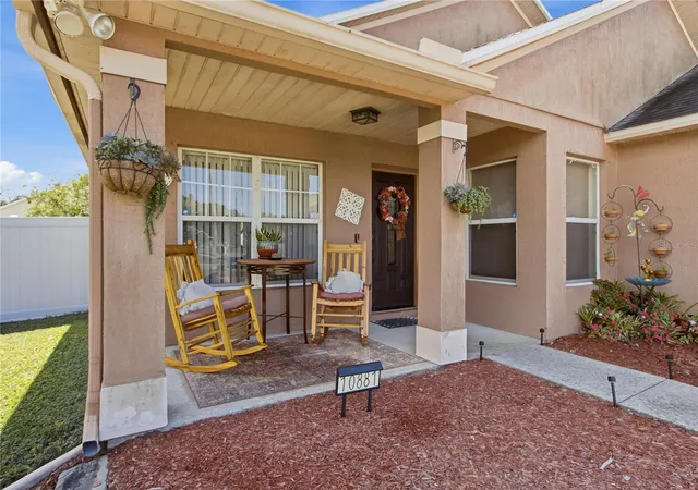 Photo 2 of Single family home for sale at 10881 Brown Trout Cir, Orlando, FL 32825 | MLS# O6453369 | Listing updated on 2026-10-30
