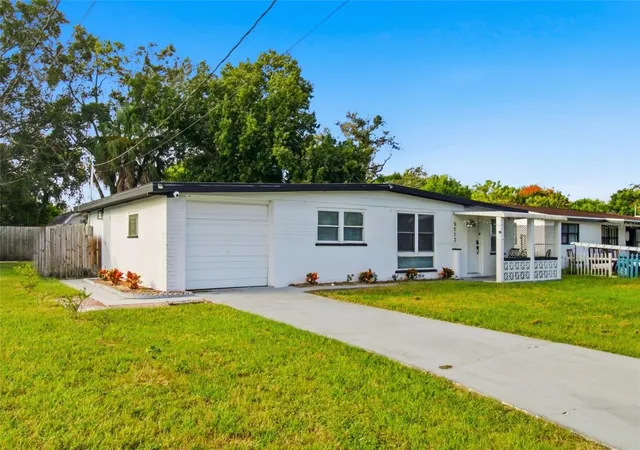 Photo 2 of Single family home for sale at 5712 Mallow, New Port Richey, FL 34652 | MLS# TB8562315 | Listing updated on 2026-10-29