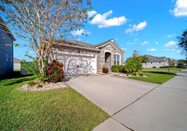Photo 2 of Single family home for sale at 10654 Planer Picket Dr, Riverview, FL 33569 | MLS# TB8562316 | Listing updated on 2026-10-30