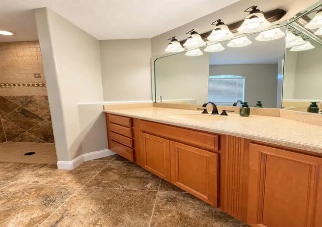 Photo 4 of Single family home for sale at 860 Hickory Ave, Orange City, FL 32763 | MLS# V4952035 | Listing updated on 2026-10-30