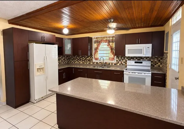 Photo 4 of Single family home for sale at 348 Luis De Gongora, San Juan, PR 00926 | MLS# PR9125333 | Listing updated on 2026-10-29