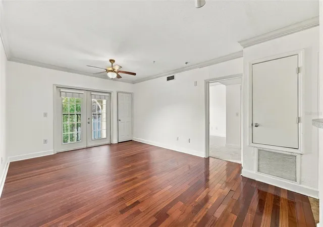 Photo 4 of Condo for sale at 304 E South St #5023, Orlando, FL 32801 | MLS# O6453375 | Listing updated on 2026-10-30