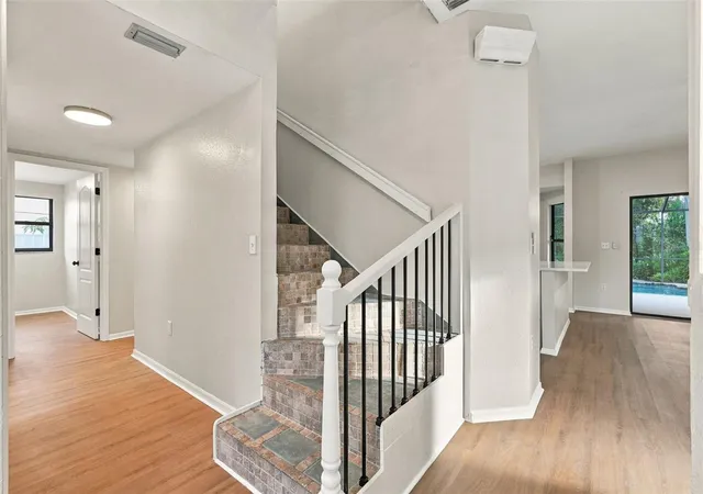 Photo 4 of Single family home for sale at 6173 Nicole Ct, Sarasota, FL 34243 | MLS# TB8562324 | Listing updated on 2026-10-29