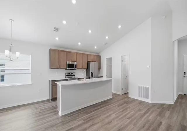 Photo 4 of Single family home for sale at 957 Cypress Crk Run, Saint Cloud, FL 34771 | MLS# L4966112 | Listing updated on 2026-10-29