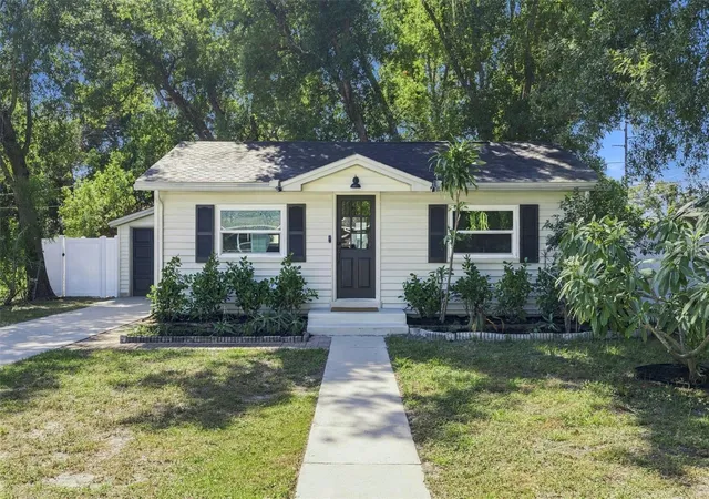 Photo 1 of Single family home for sale at 5160 45th Avenue N, Saint Petersburg, FL 33709 | MLS# TB8562333 | Listing updated on 2026-10-29