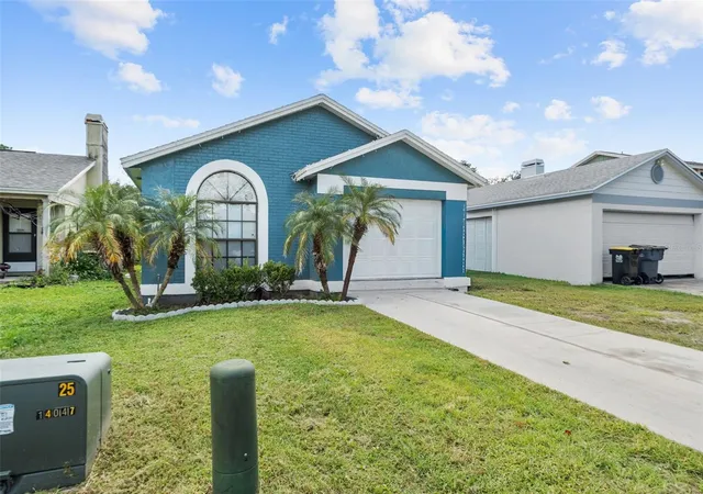 Photo 1 of Single family home for sale at 1414 Bramblewood Dr, Lakeland, FL 33811 | MLS# TB8562338 | Listing updated on 2026-10-29