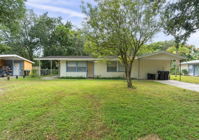 Single family home for sale at 3462 Seagrape Dr, WINTER PARK, FL 32792 | MLS# O6453385