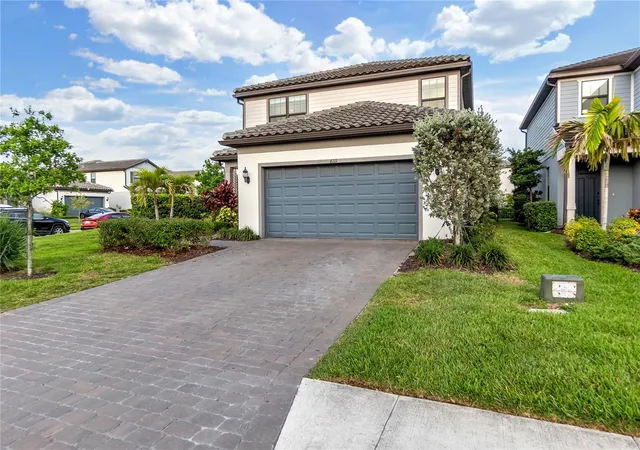 Photo 2 of Single family home for sale at 6111 Bluestar Ct, Bradenton, FL 34211 | MLS# A4711154 | Listing updated on 2026-10-30