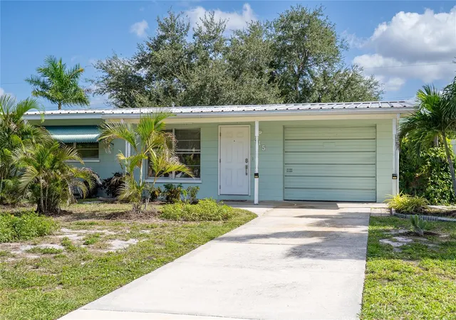 Photo 1 of Single family home for sale at 315 62nd Street W, Bradenton, FL 34209 | MLS# A4711155 | Listing updated on 2026-10-30