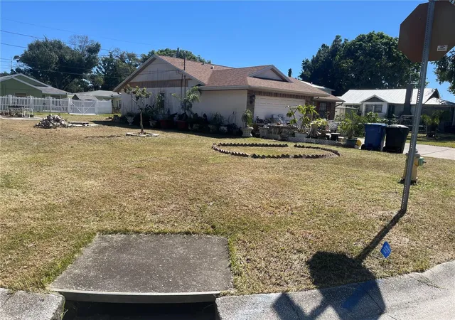 Photo 2 of Single family home for sale at 1100 Fargo St S, Saint Petersburg, FL 33712 | MLS# TB8562346 | Listing updated on 2026-10-30
